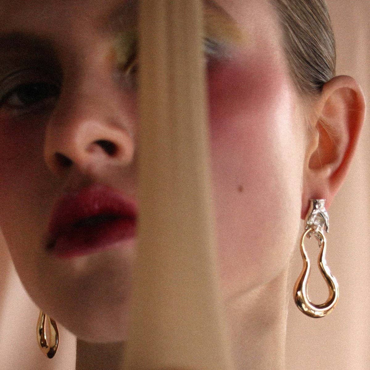 Simple Light Luxury Classic Fashion Earrings_CWAJE5058