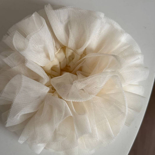 Ballet Princess Lace Handmade Swan Scrunchie_CWAHA5502
