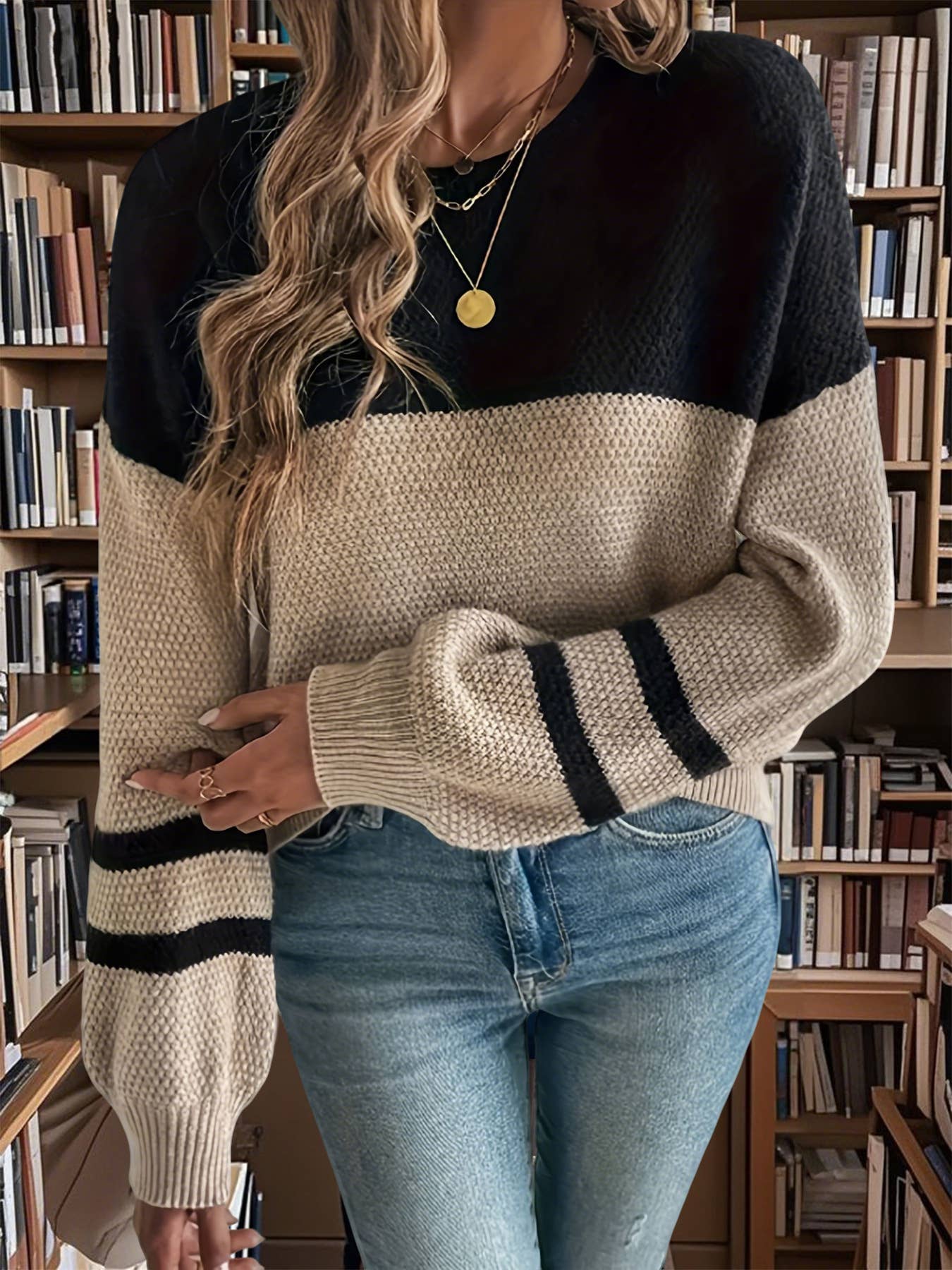 Color-blocked long-sleeved round-neck sweater
