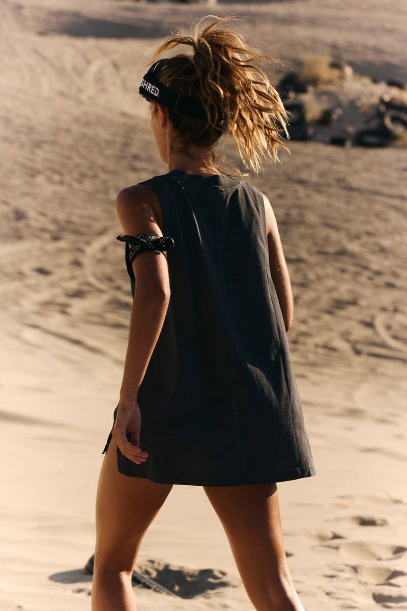 CWTBLSL0673_DEEP V-NECK SLIT POCKET VEST TENNIS SPORTS TOP