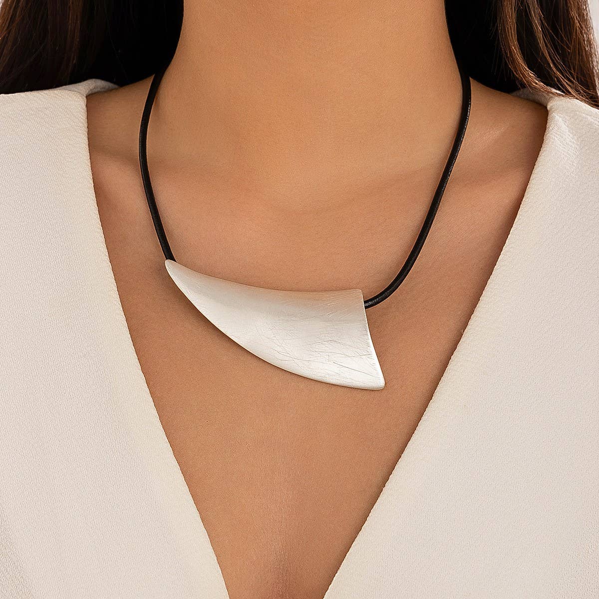 PERSONALIZED BRUSHED METAL HOLLOW NECKLACE_CWMM3140