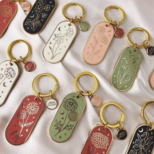Botanical Enamel Keychain with Birth Flower_CWMM9838