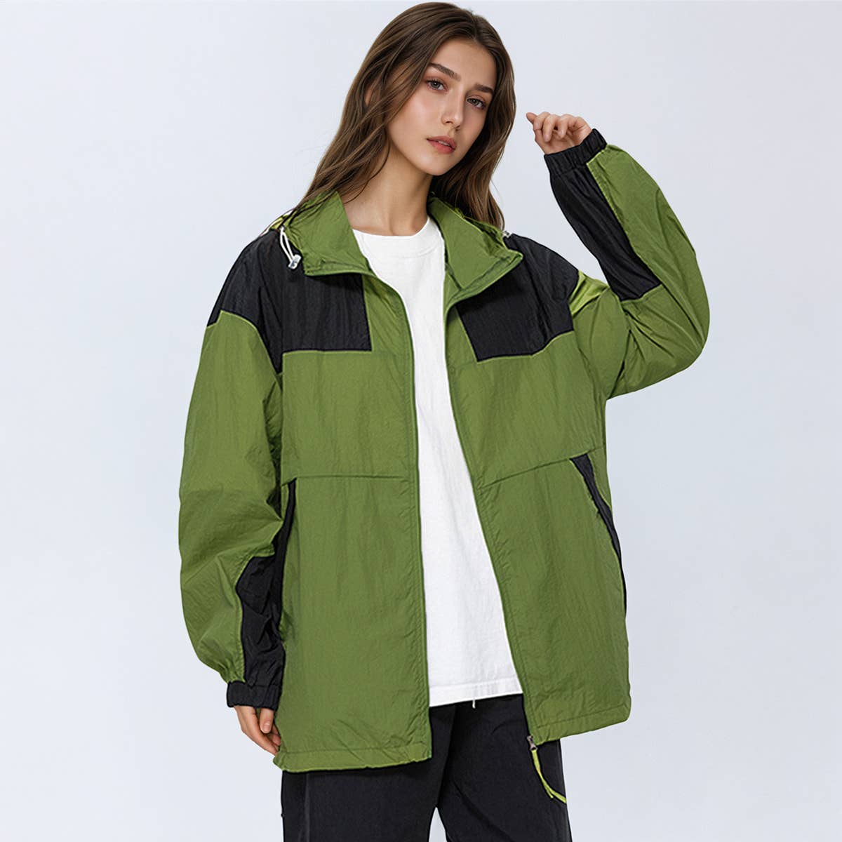 Comfortable and loose sun-protective jacket