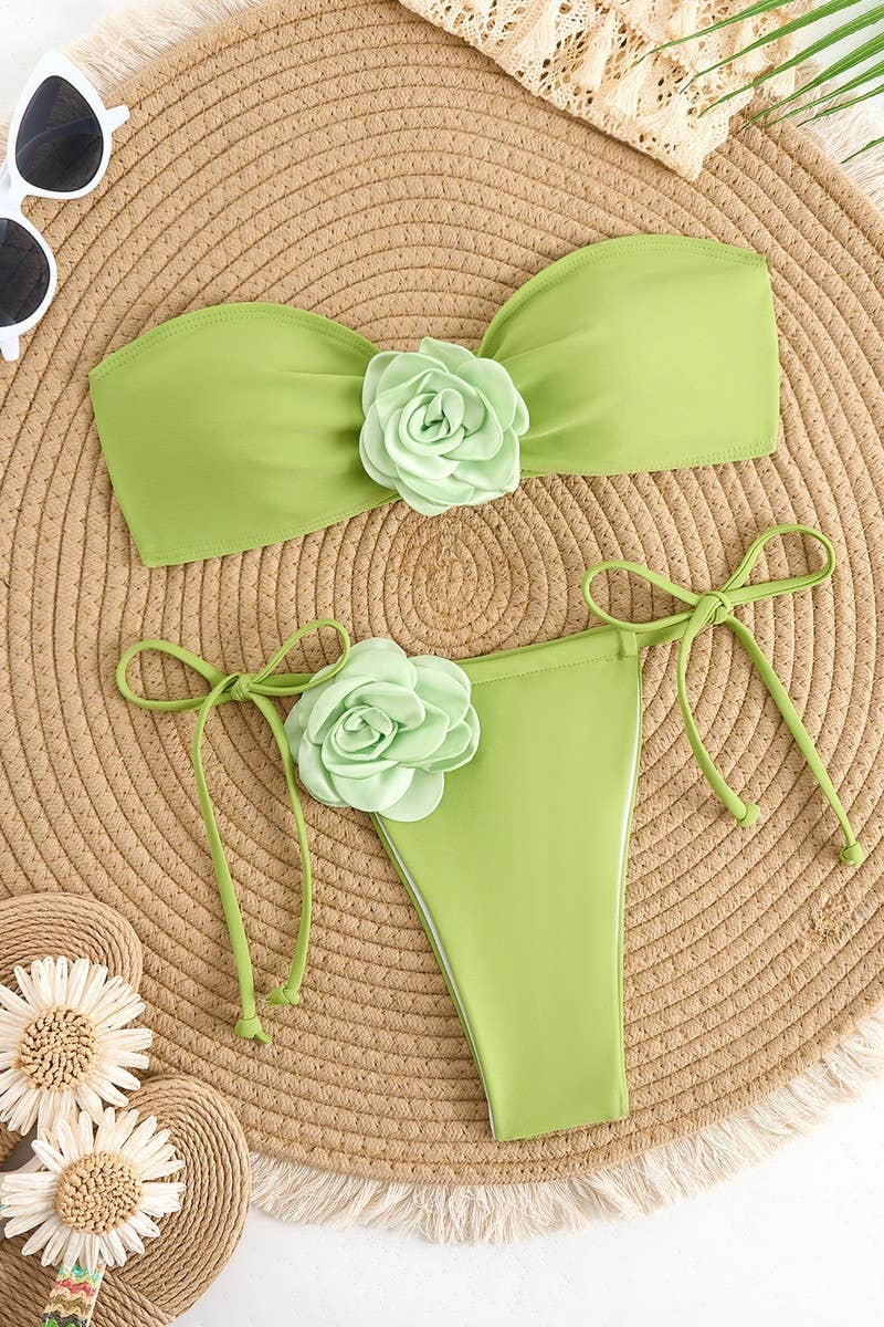 CWMW0872_THREE-DIMENSIONAL FLOWER TWO-PIECE SWIMSUIT