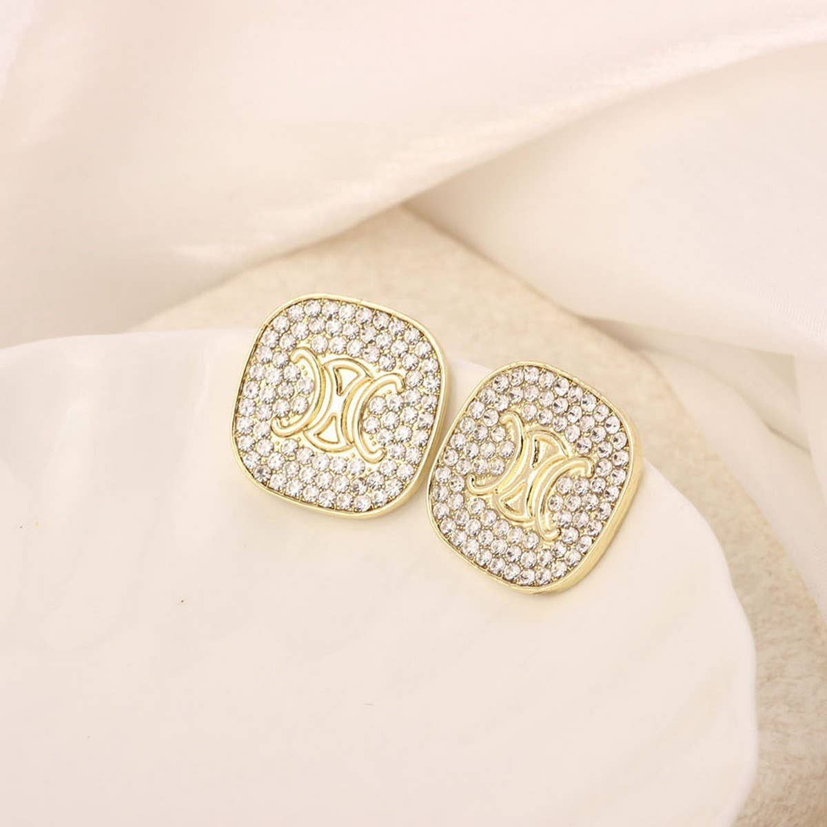 NEW SIMPLE HOLLOW FLOWER ENAMEL EARRINGS