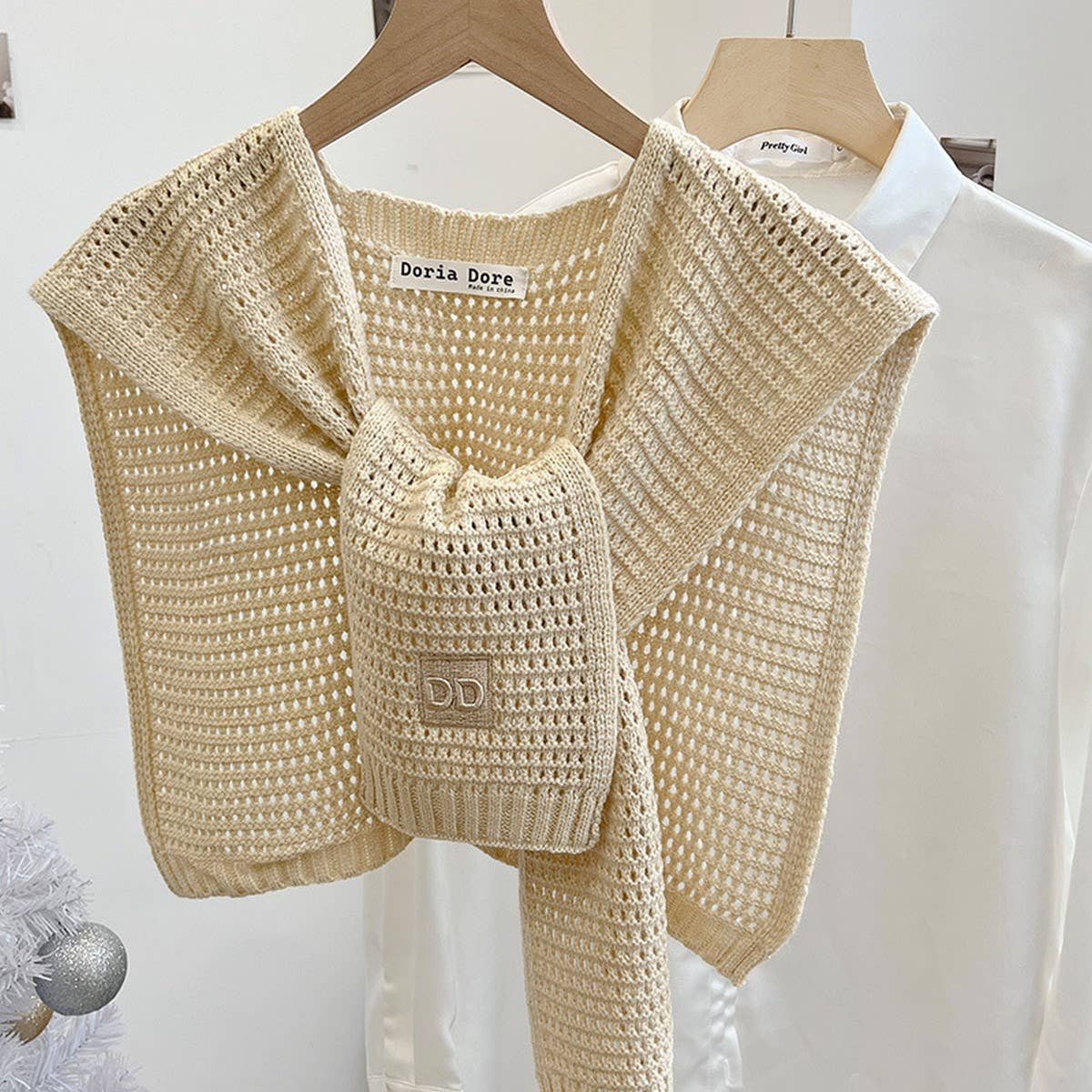 CWASC03123_IVORY KNIT SHAWL CAPE FOR WOMEN