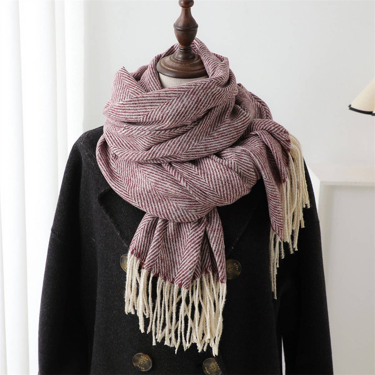 Cozy Water Ripple Wrap Scarf for Fall Season