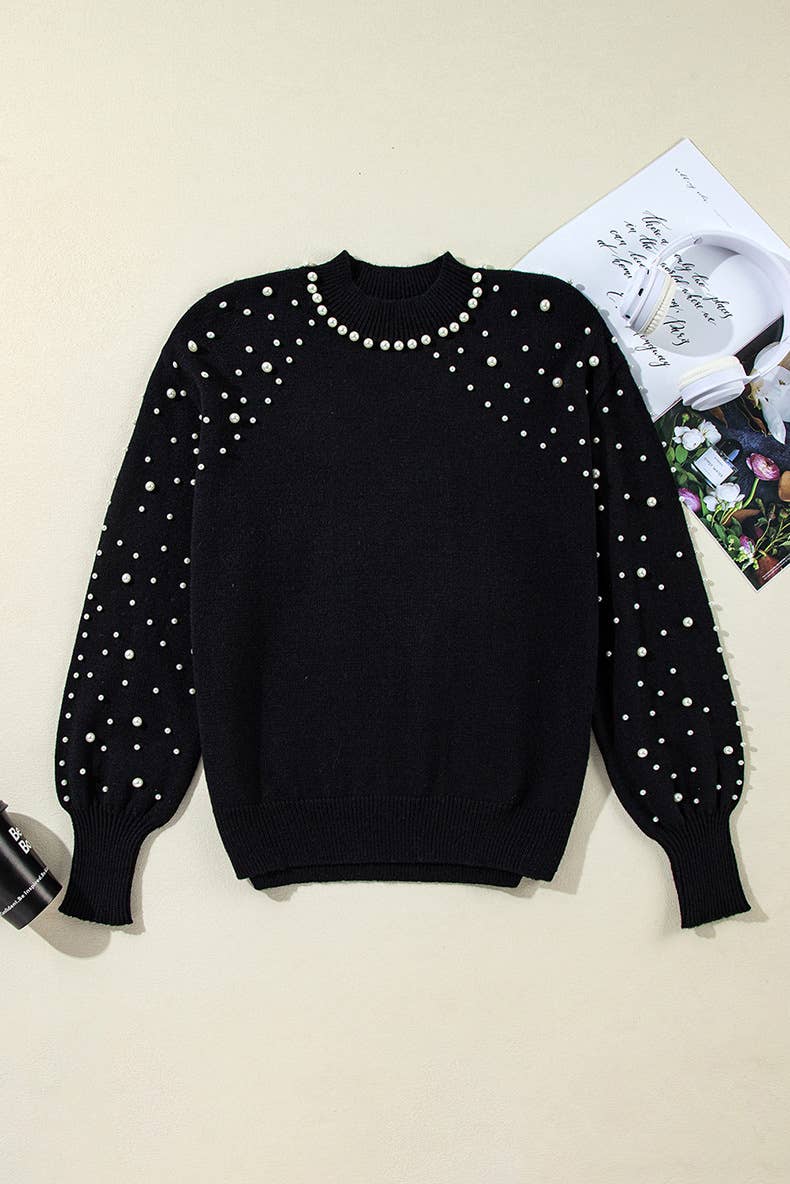 COMMUTER LADY WITH PEARL LONG SLEEVE SWEATER