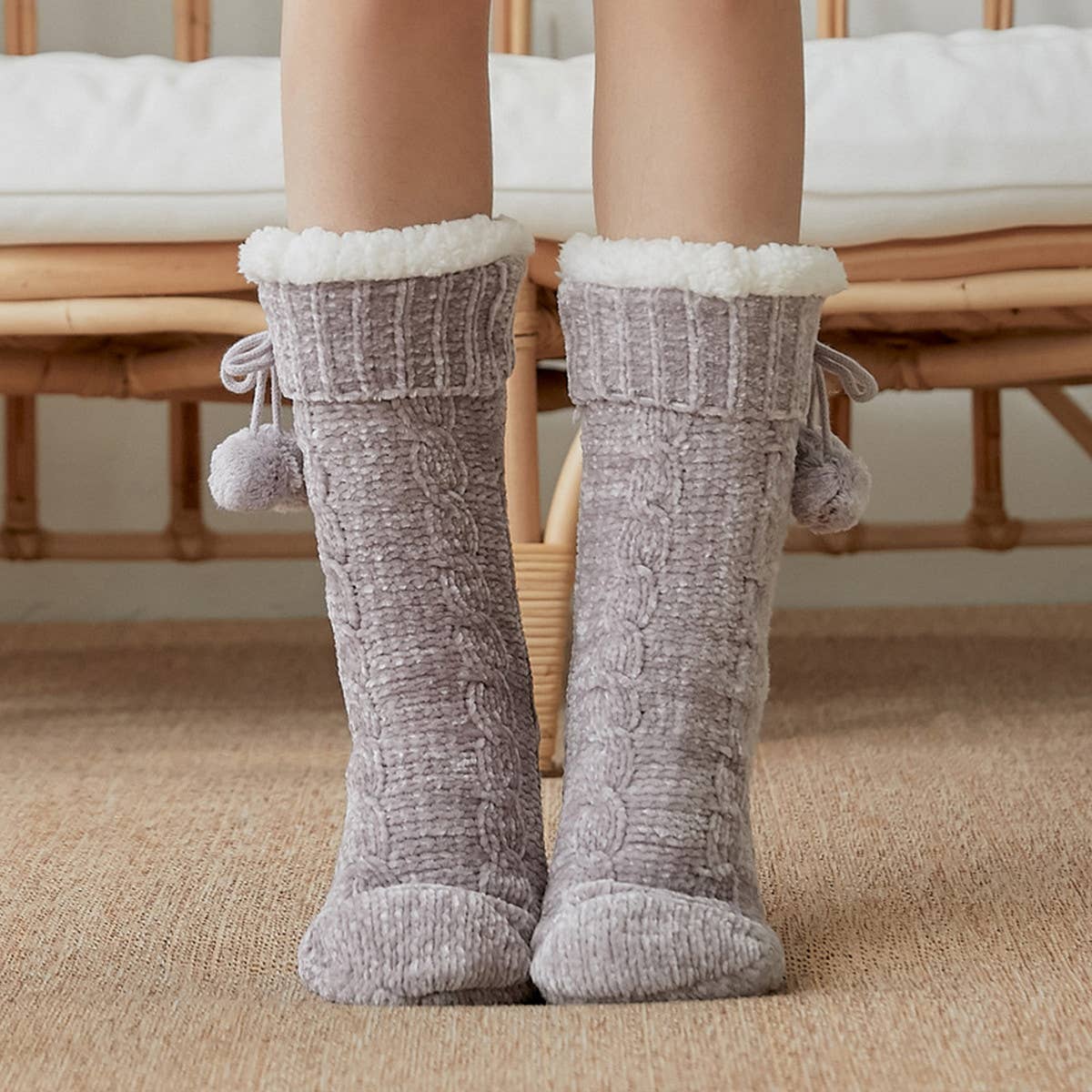 HOME LEISURE WARM PLUSH INDOOR SLIPPERS
