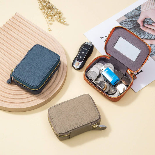 Small Leather Makeup & Coin Pouch_CUAB00372