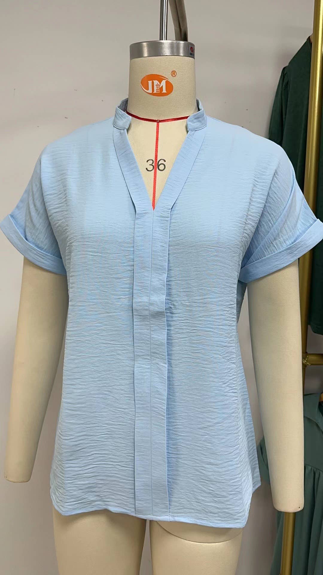 Chiffon V-neck solid color short-sleeved shirt
