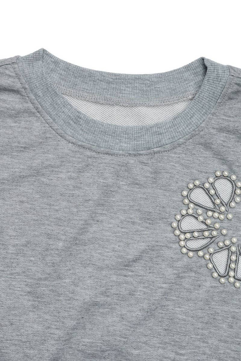 CWTBLL2319_BEADED ROUND NECK HOLLOW PULLOVER SWEATSHIRT
