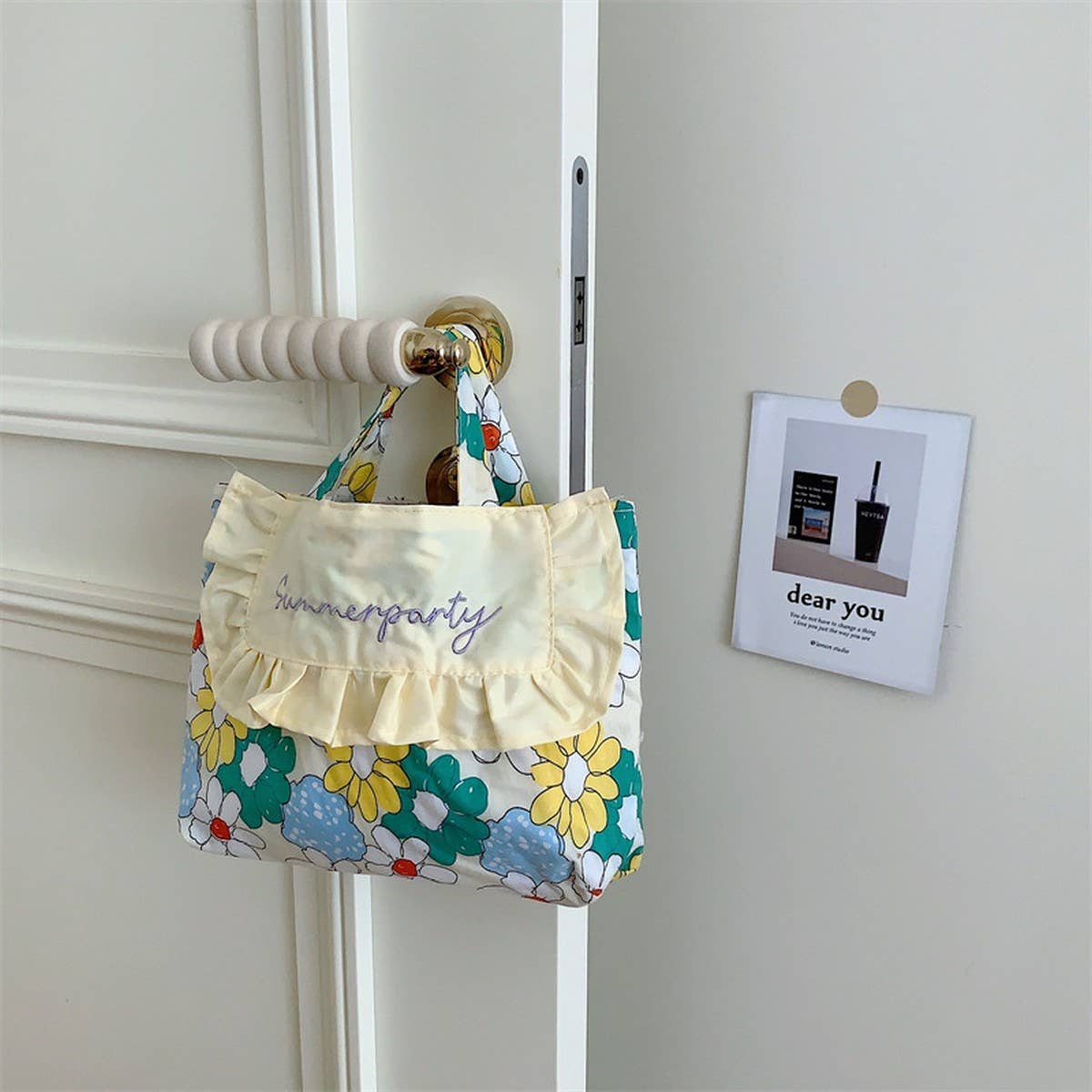 CWAB5819_SWEET RUFFLED FRESH EMBROIDERED CANVAS HANDBAG