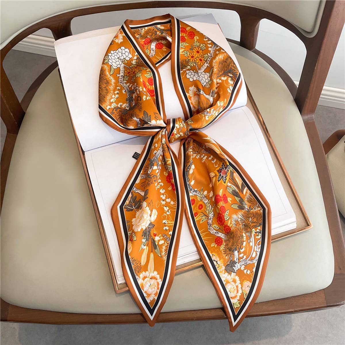 TEMPERAMENT THIN NARROW RIBBON HEAD SCARF