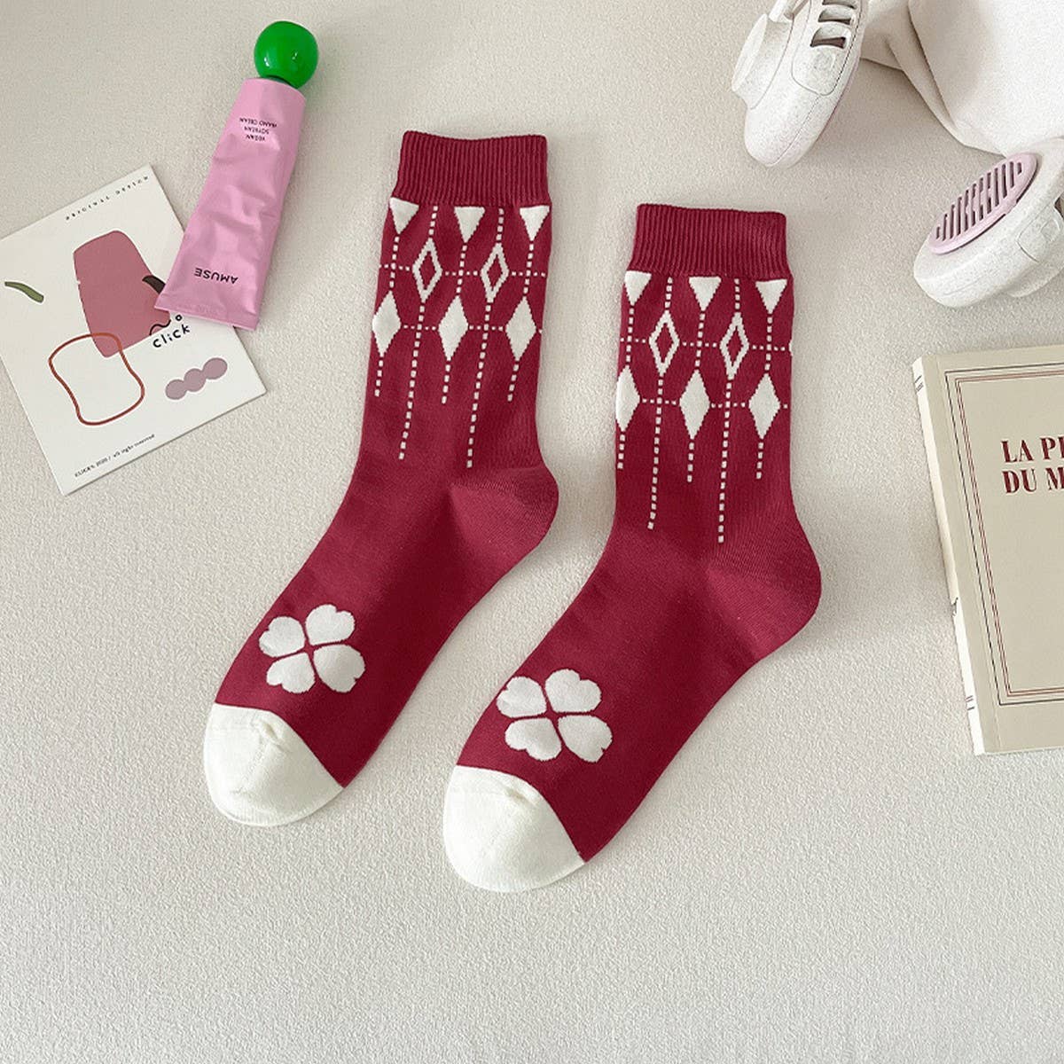 CUTE CARTOON PATTERN PURE COTTON MID-CALF SOCKS