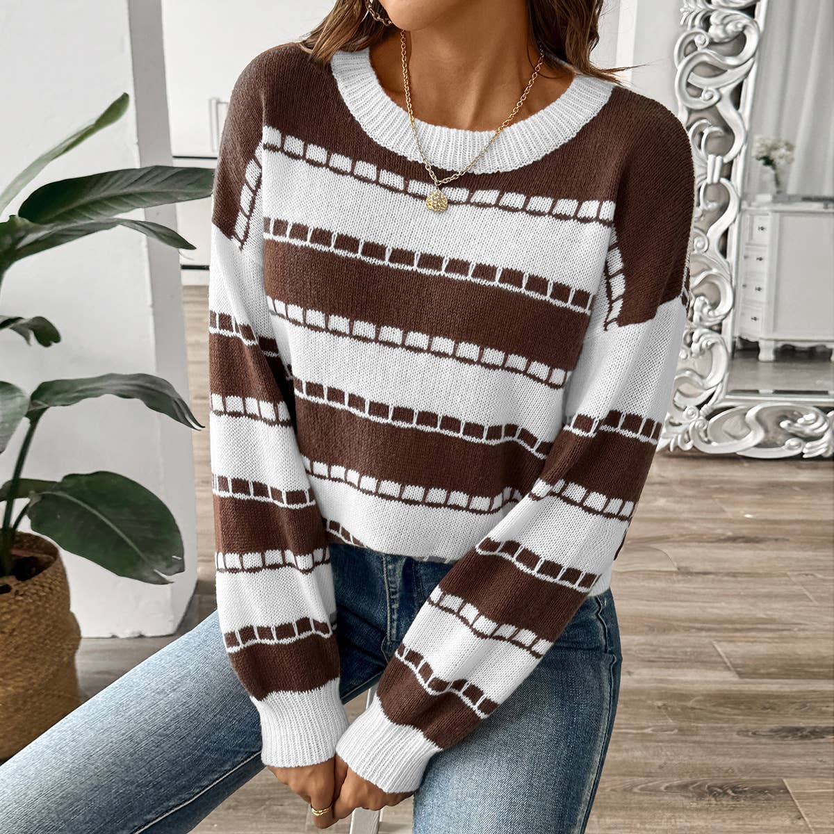 COLOR MATCHING STRIPED CASUAL PULLOVER SWEATER
