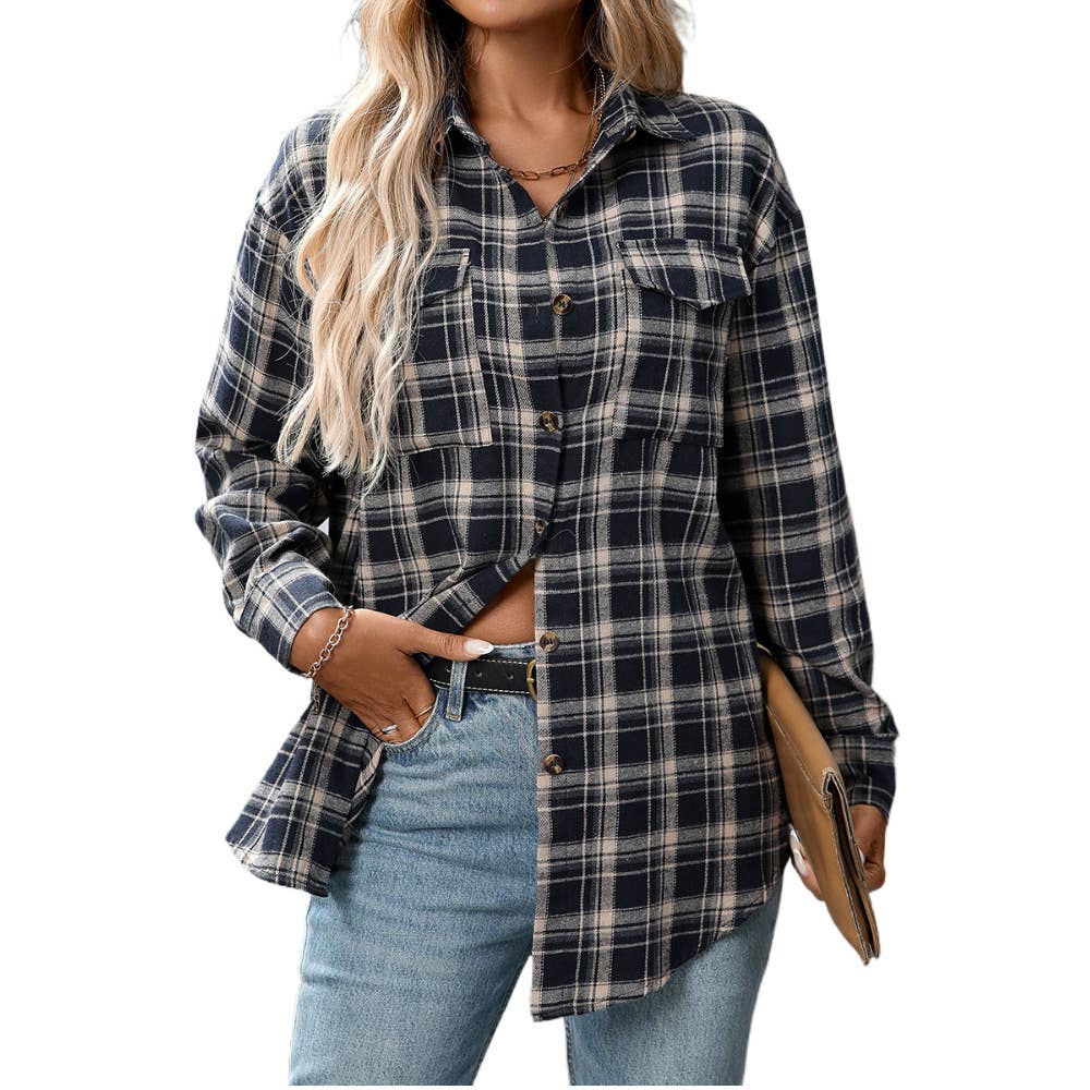 Casual and fashionable checkered pocket shirt