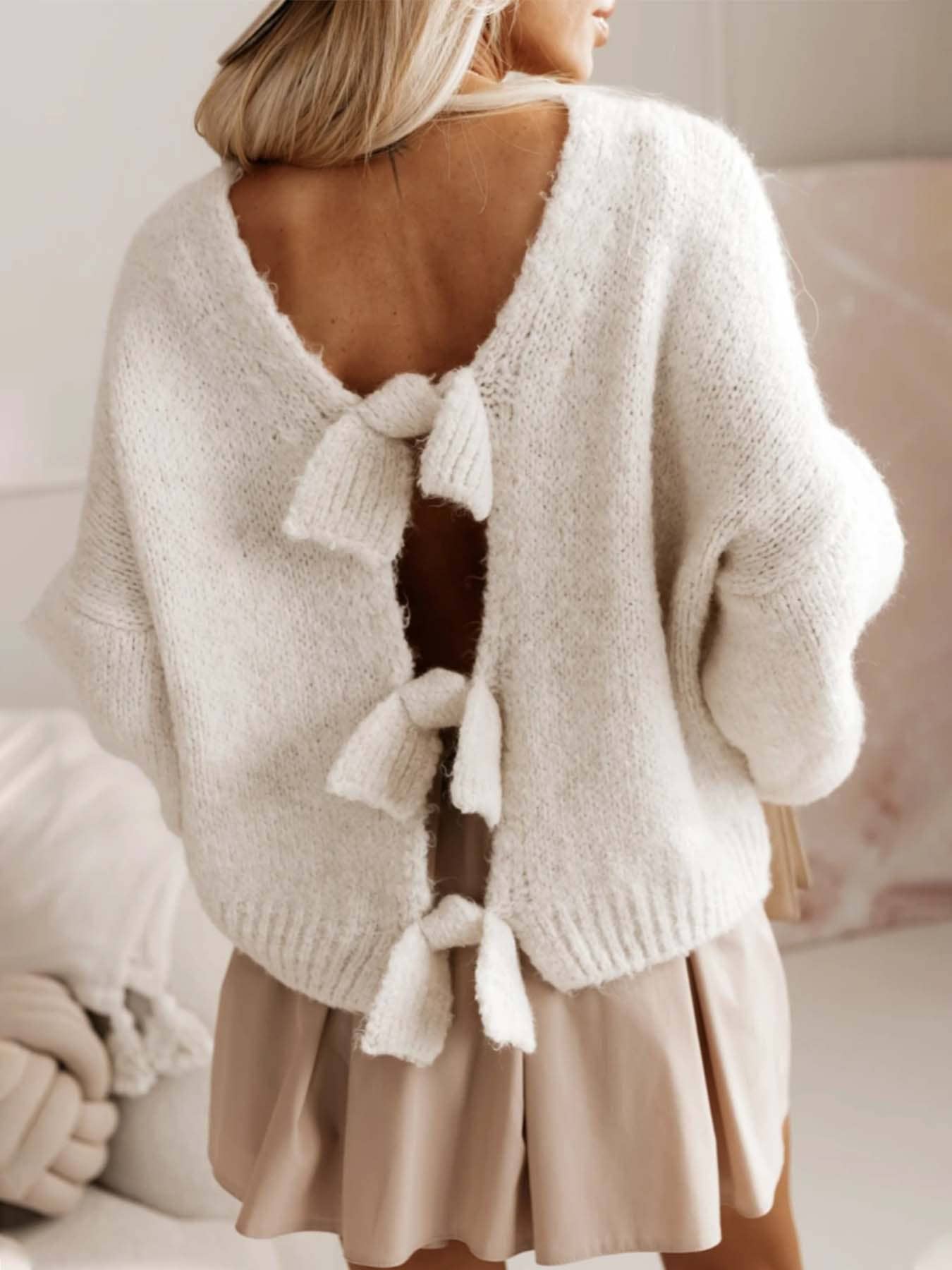Bow-tied solid-color backless knitted sweater