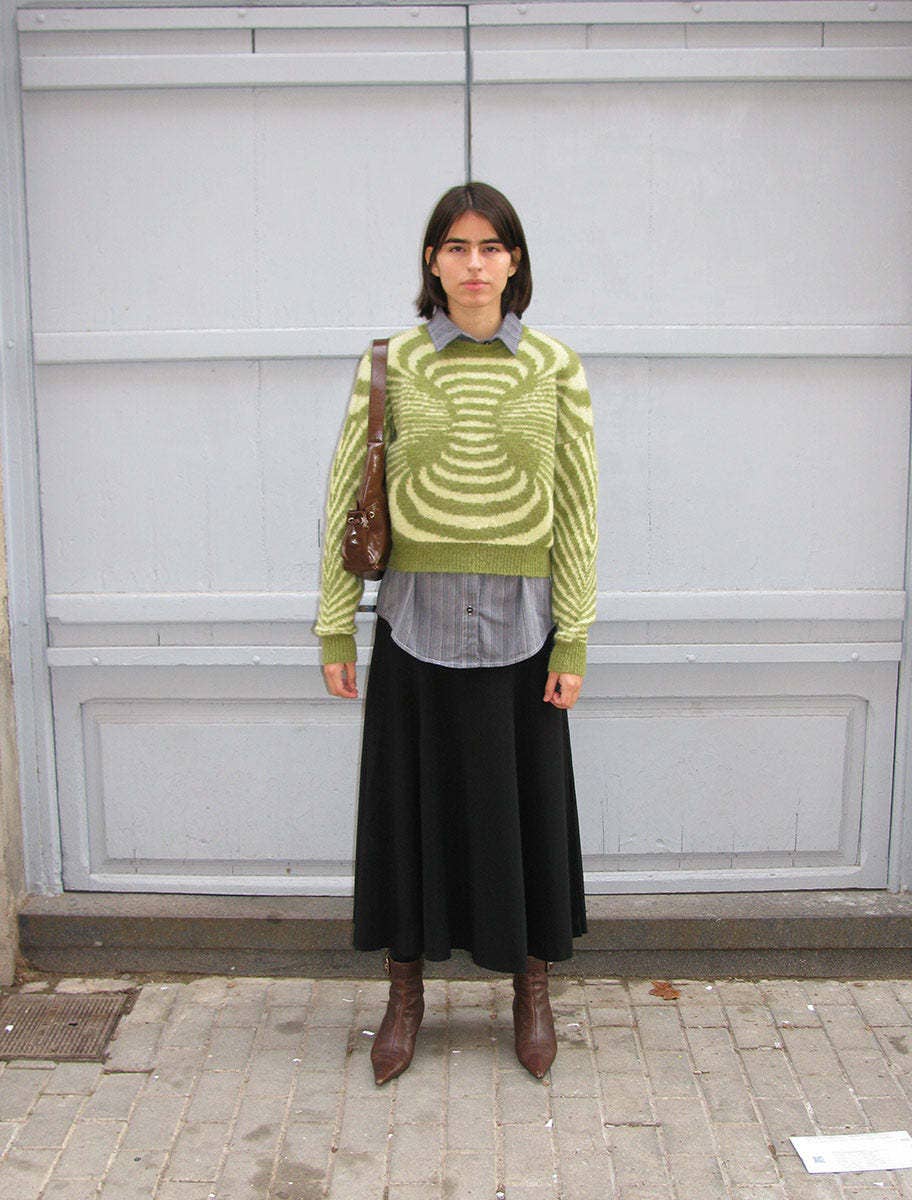 CREW-NECK STRIPED LONG-SLEEVED SHORT SWEATE