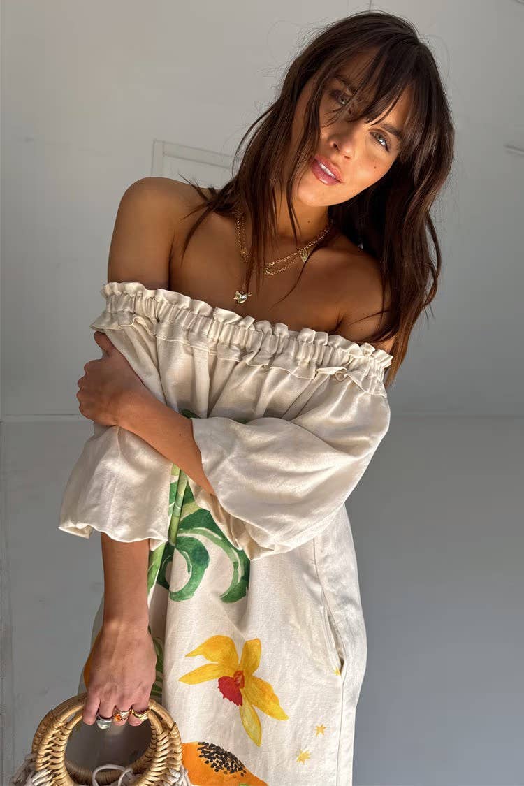 Casual and fashionable loose one-shoulder dress