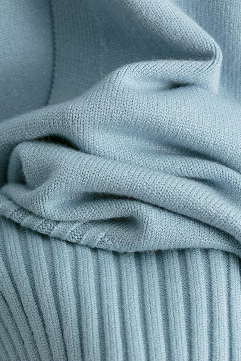 CWOCAL00665_V NECK SOLID LOOSE KNIT CARDIGAN SWEATER