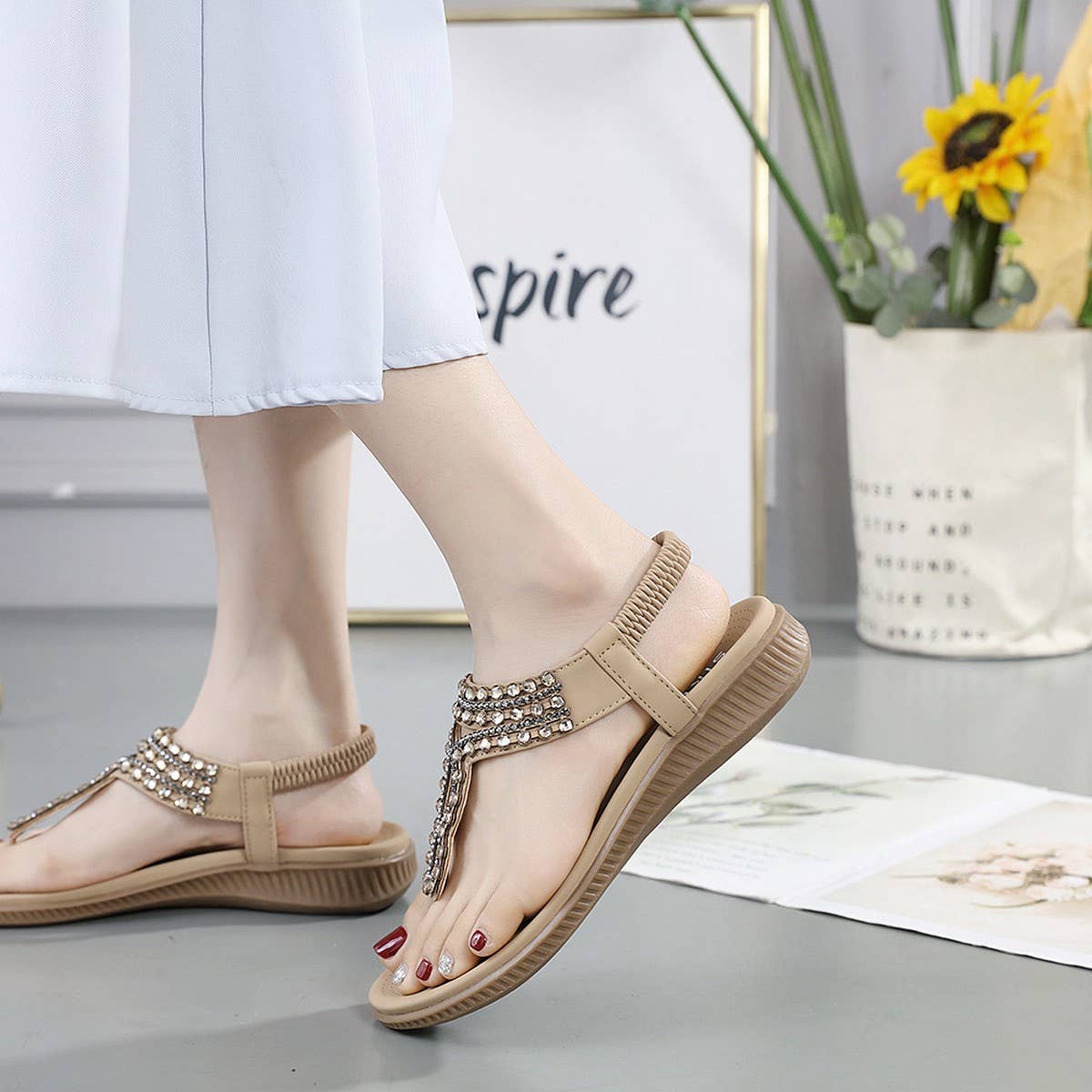 CRYSTAL BEADED DECORATIVE PINCH TOE SANDALS