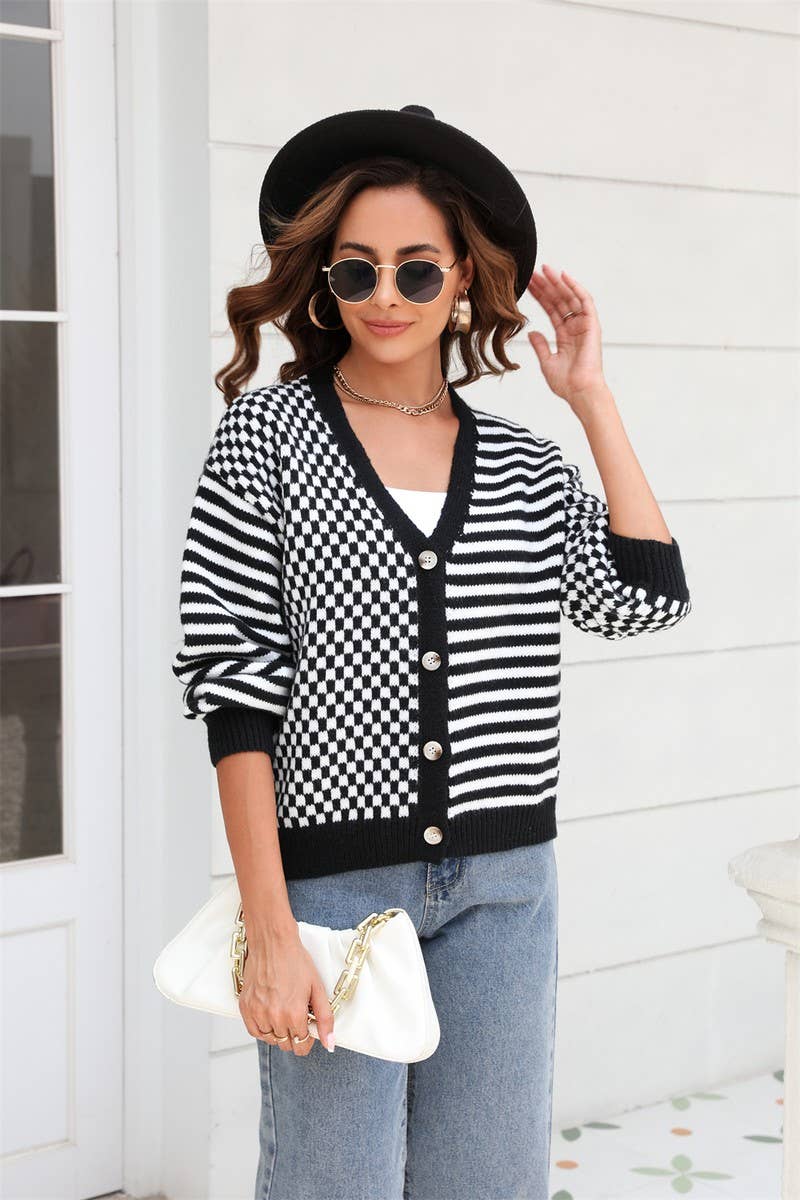 CWOSWL1679_Button Down Sleeve  V-Neck Cardigan Sweater