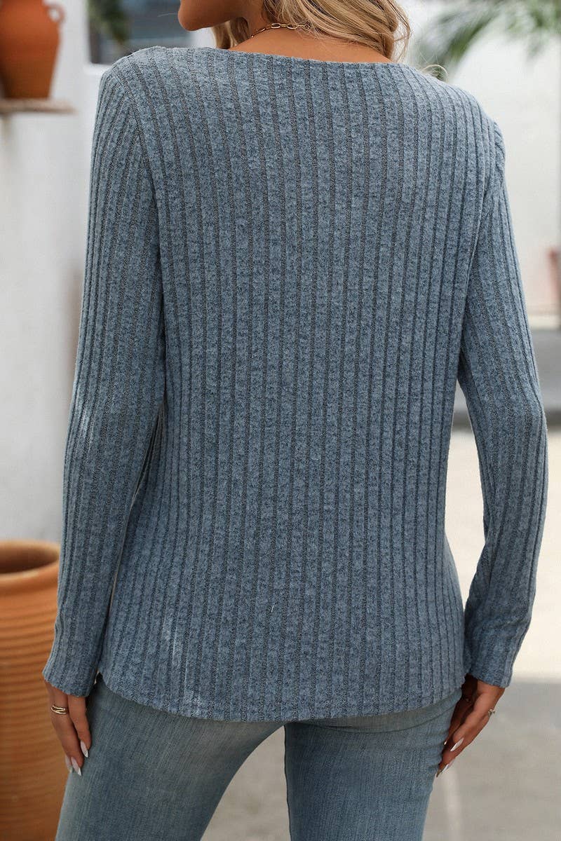 CWTBLL1487_RELAXED V NECK RIBBED BUTTON TOP