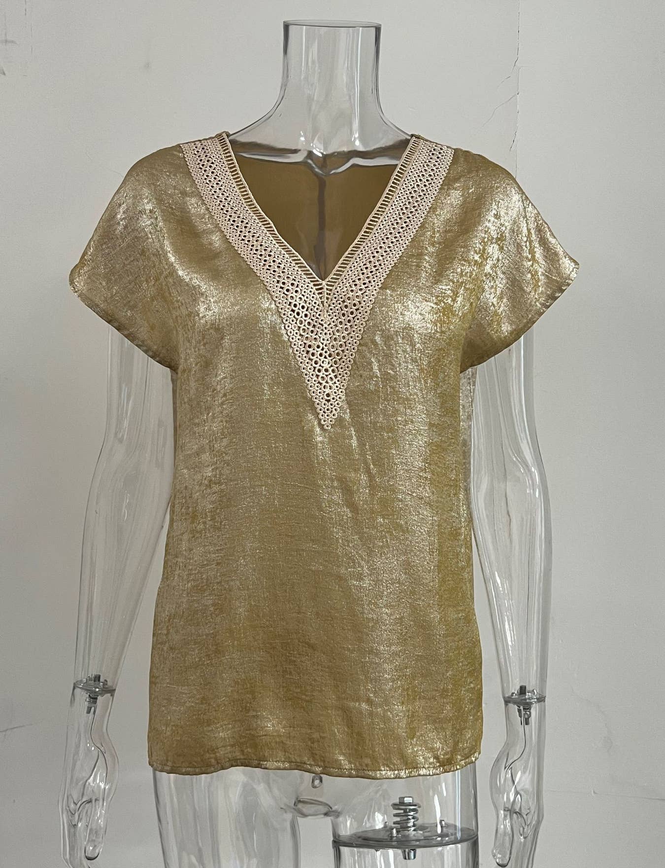 Casual loose V-neck bat-sleeve T-shirt