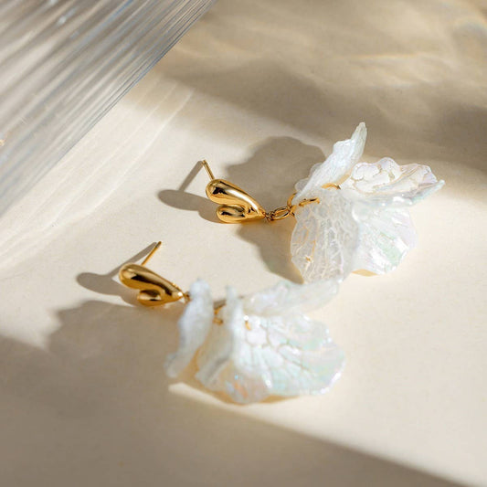 COLORFUL HEART SHELL PETAL EARRINGS