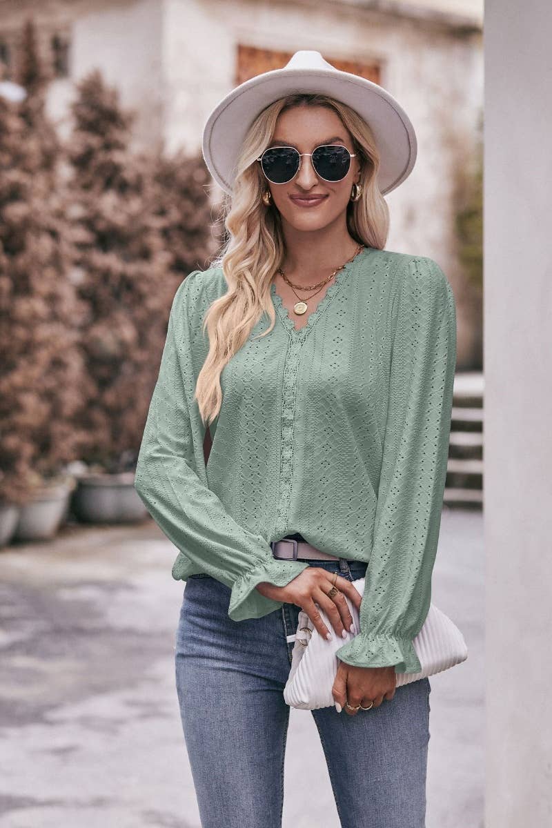 CWTBLL2739_SOLID COLOR HOLLOW LACE LONG-SLEEVED TOP