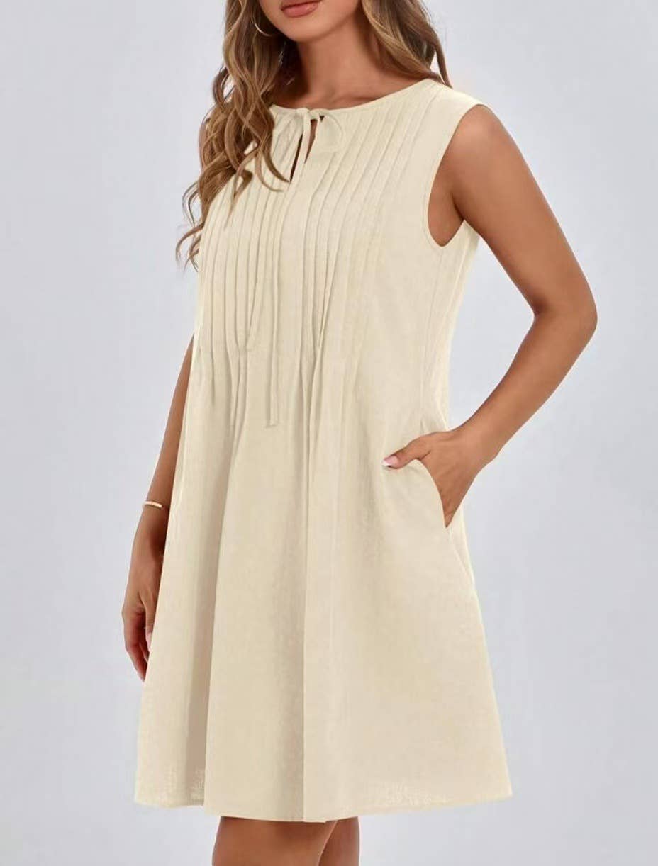 Fashionable short sleeveless vacation dress