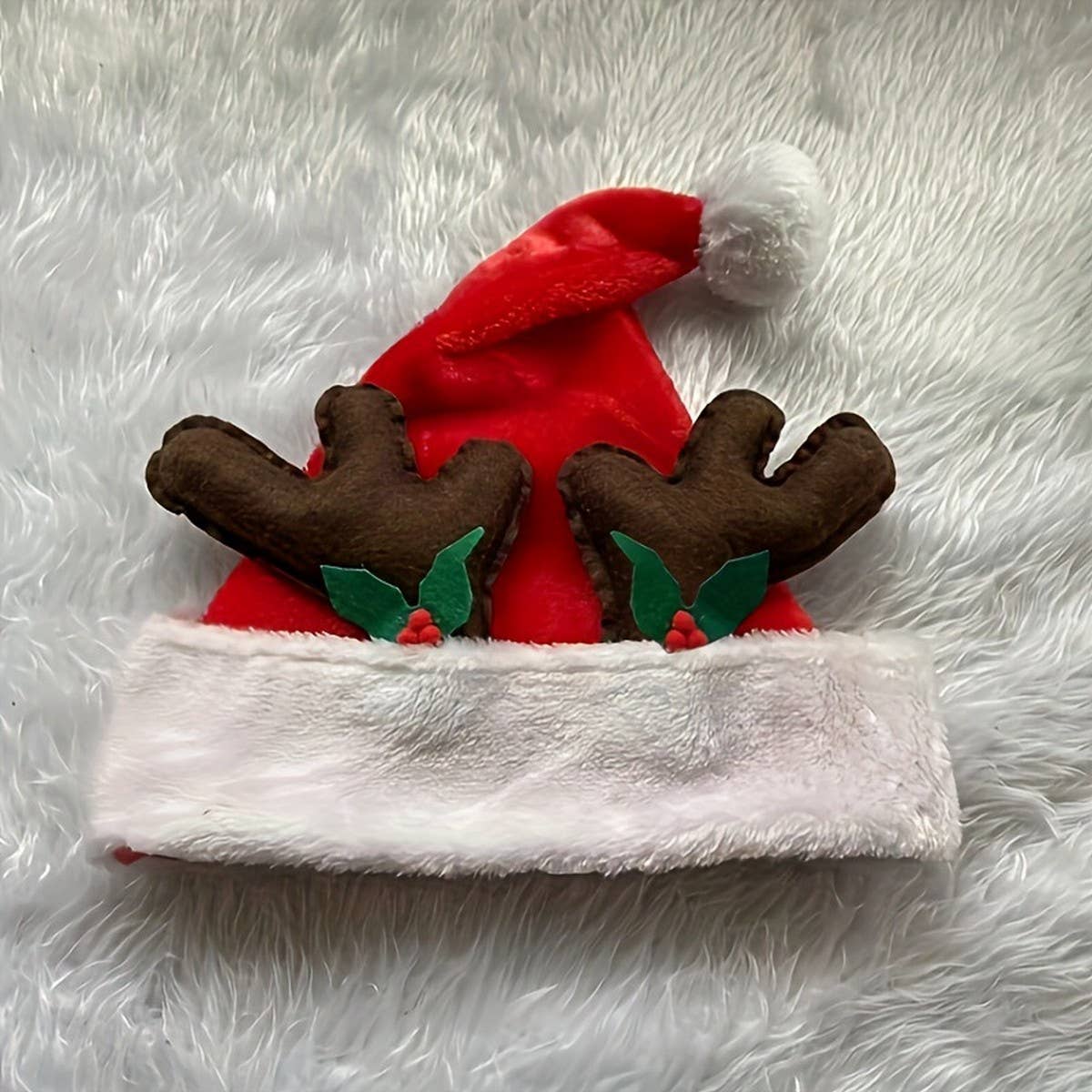 CWAH4080_BROWN ANTLER LEAF SHORT PLUSH SANTA HAT