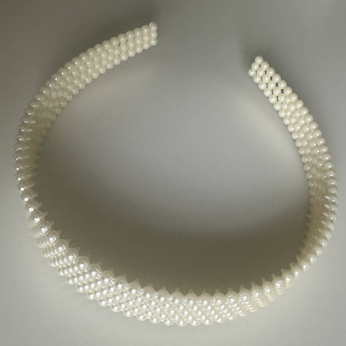 Pearl Acrylic Headband ??Stylish Hair Accessory_CWAHA5659