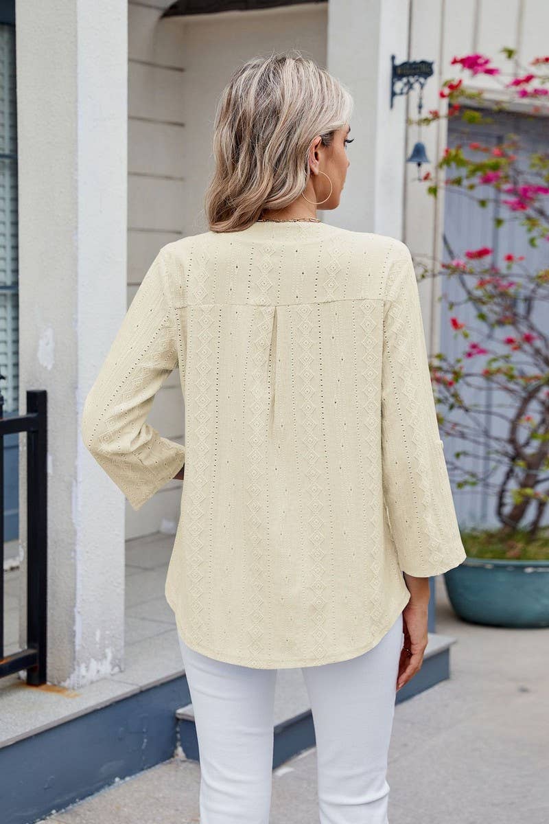 CWTBLS1721_SOLID COLOR V-NECK THREE-QUARTER SLEEVE TOP