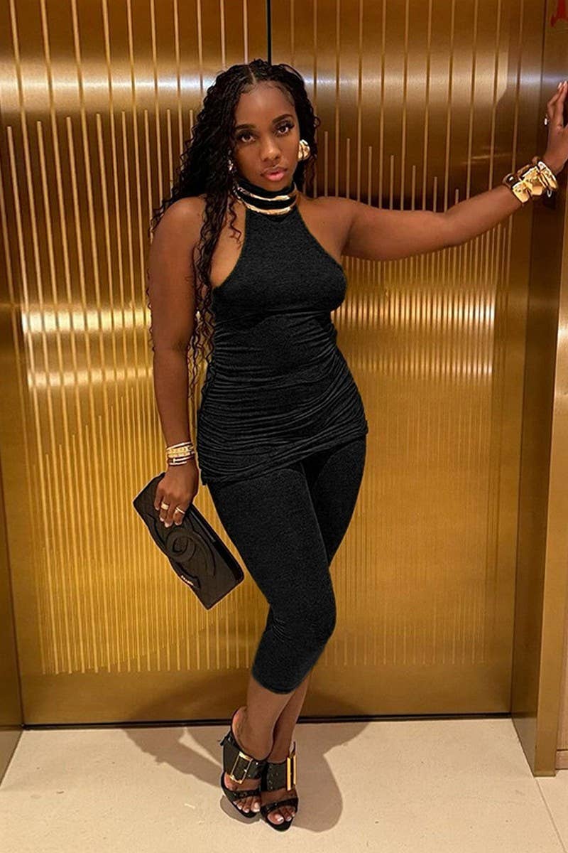 CWSTB1752_HIGH NECK SLEEVELESS TOP AND BIKER SHORTS SET