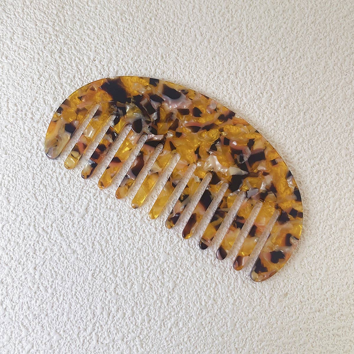 EXQUISITE PORTABLE WIDE-TOOTH COMB_CWMM1079