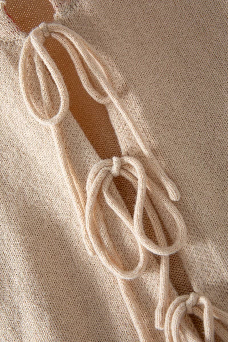 CWOCAL00710_TIE FRONT HEART PATTERN KNIT CARDIGAN