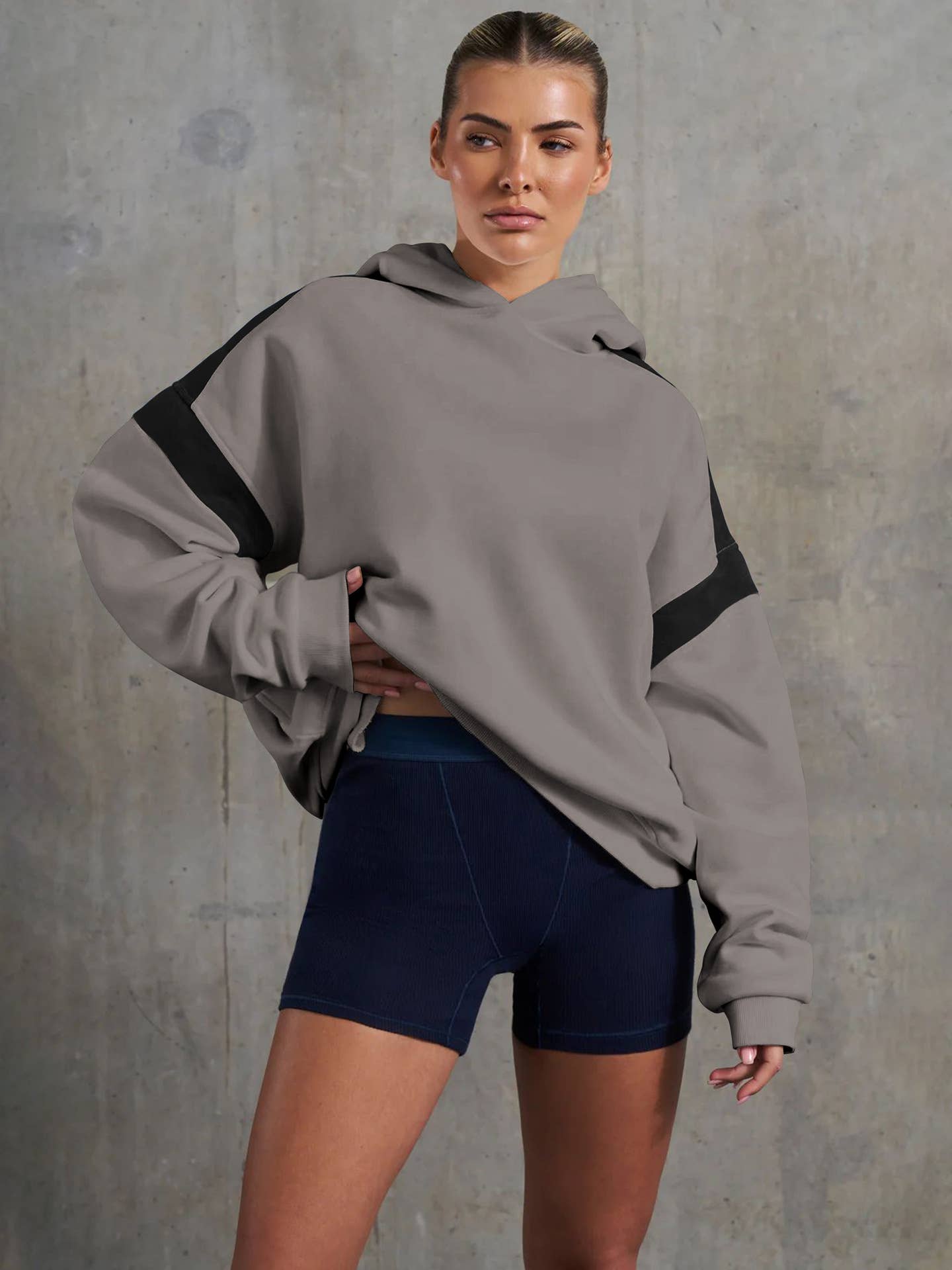 CONTRASTING OFF-SHOULDER BASEBALL HOODIE