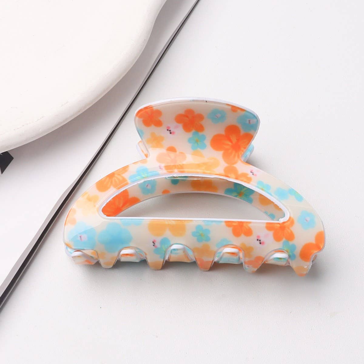 CWAHA1415_PLANTS FLOWERS HAIR CLAW CLIP