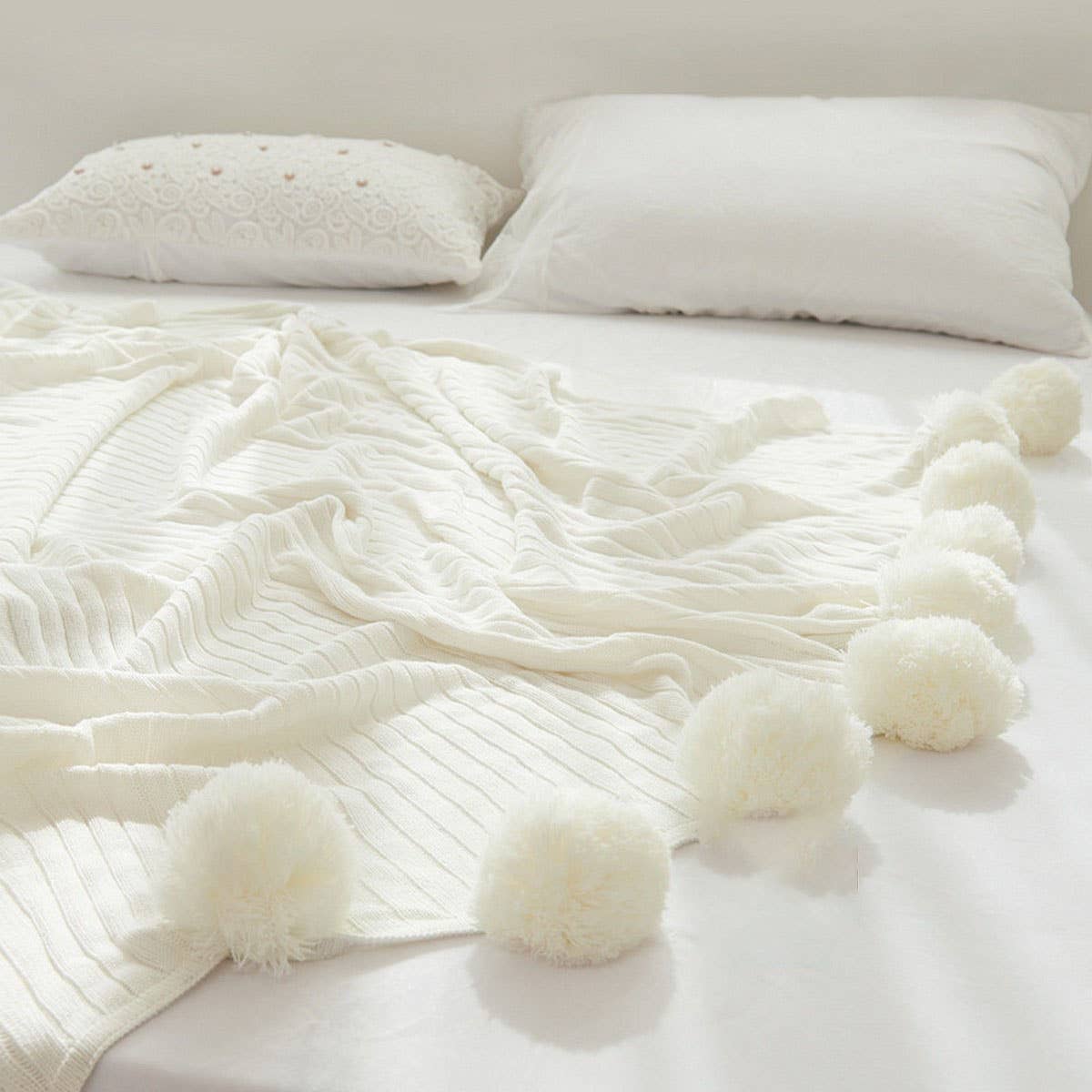 NEW KNITTED BALL AIR CONDITIONING THROW BLANKET