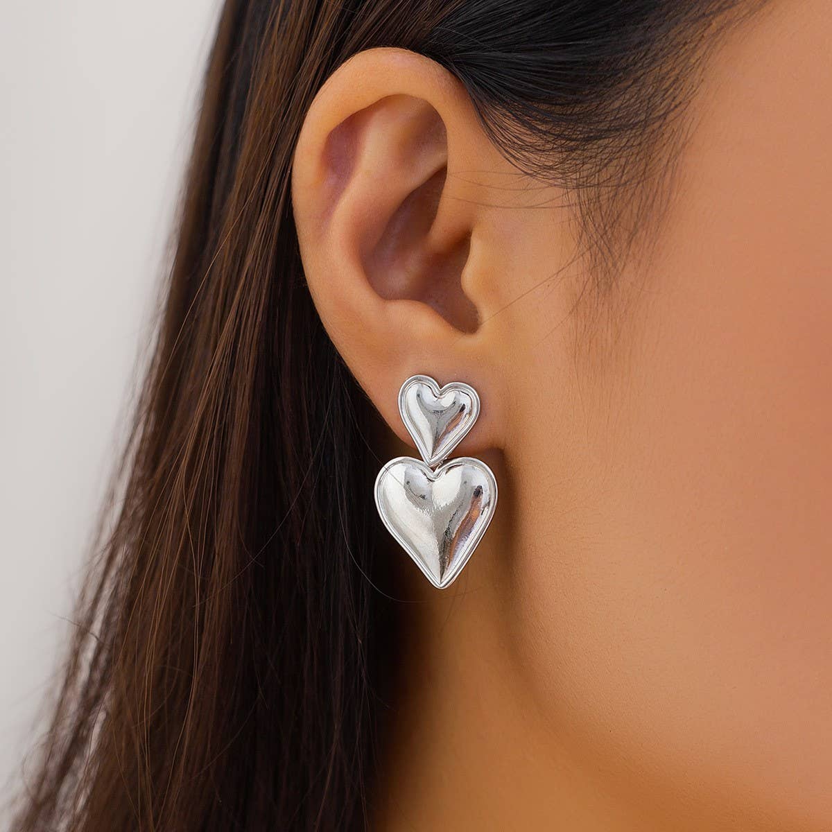 EXAGGERATED NICHE RETRO VERSATILE EARRINGS_CWAJE1923