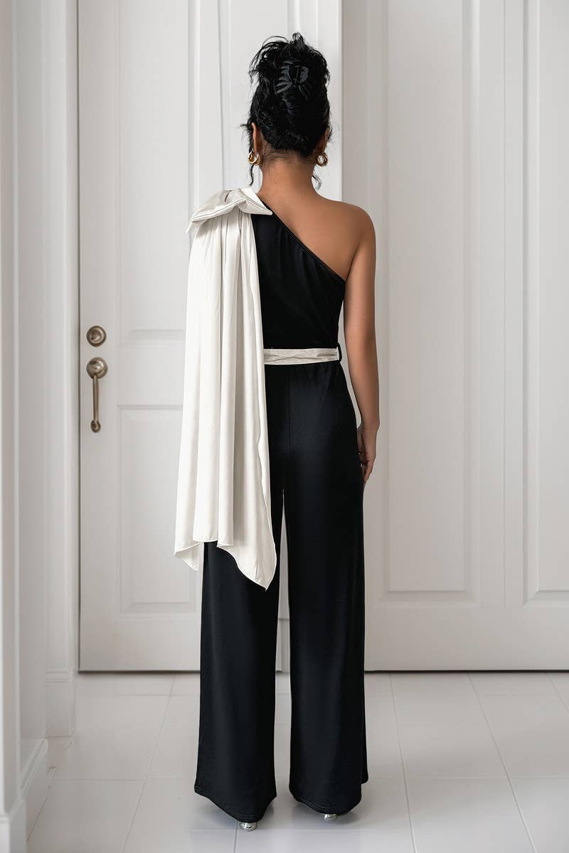 CWSJS1685_BLACK AND WHITE ONE SHOULDER BOW JUMPSUIT