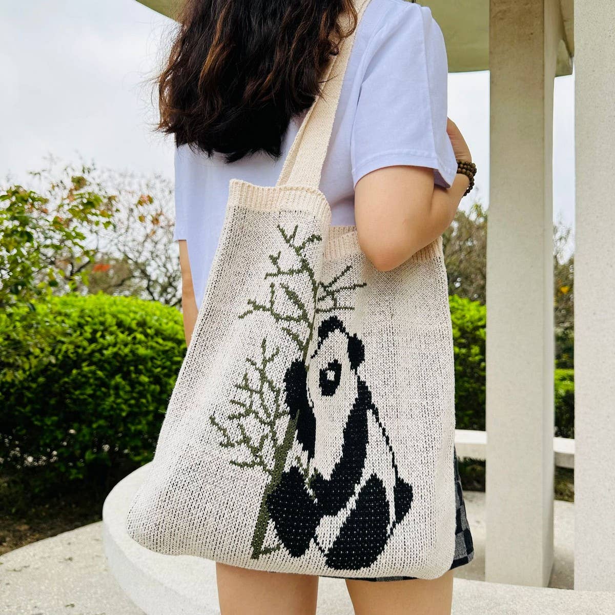 CWAB4581_PANDA PATTERN KNITTED HOLLOW WOVEN SHOULDER BAG