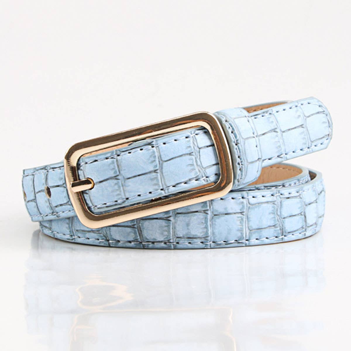 Fashionable versatile casual dress with a belt