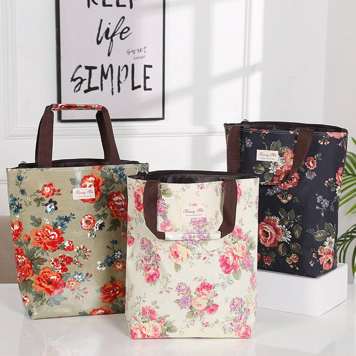 WATERPROOF FLORAL MULTI-LAYER CANVAS SHOULDER BAG_CUAB0189