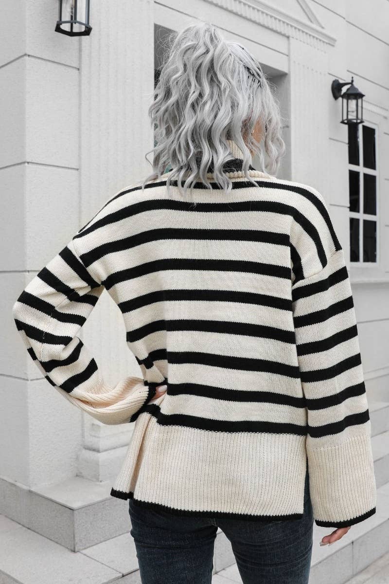 CWOSWL6371_TURTLENECK STRIPED LONG-SLEEVED SLIT SWEATER
