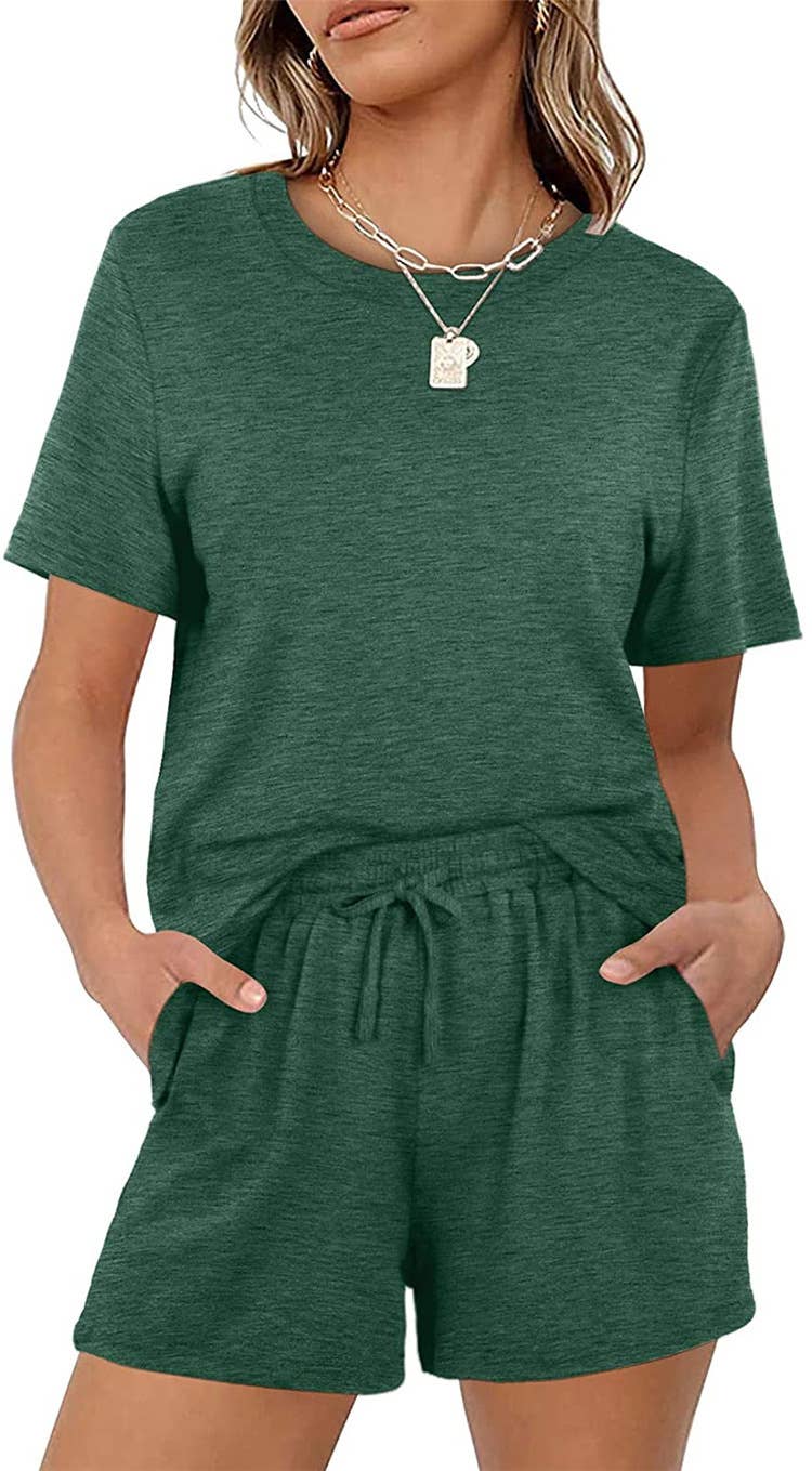 Casual elastic-lace-up pocket shorts suit