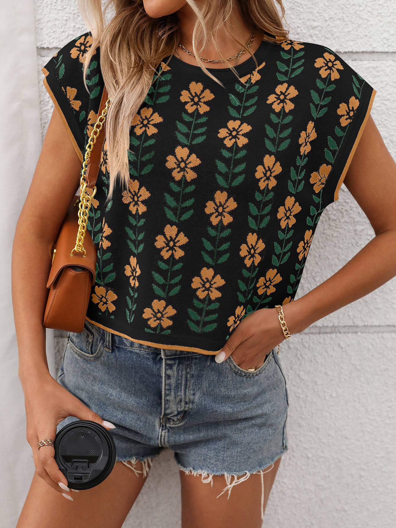 Crop short sleeve crew-neck knit floral sweater