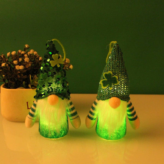 ST. PATRICK'S DAY SEQUIN HAT LIGHT UP ELF DOLL_CWMM3455
